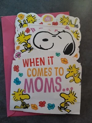 Tarjeta Hallmark Día de la Madre CACAHUETES Pop Up Snoopy Woodstock MÚSICA Foto 1 de 2