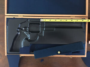 Smith & Wesson factory Wood Presentation Case For A 44 Magnum!