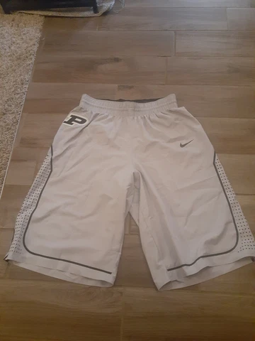 Nike Purdue Kelsey Barlow 2011-2012 Grey Team Issued Basketball Shorts Size 40 Cover