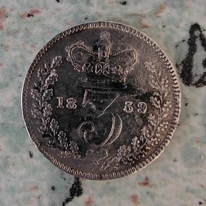 1859 Victoria 0.925 Silver Maundy Three Pence Coin - Picture 1 of 3