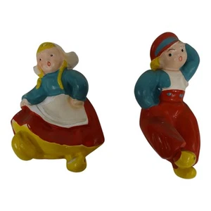 Carnival Prize Chalkware Dutch Girl and Boy Wall Hanging 7" Yellow Red Blue Vtg - Picture 1 of 14