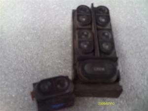 94 TOPAZ ELECTRIC DOOR SWITCH - Picture 1 of 2