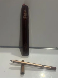 NUOVO Charlotte Tilbury Lip Cheat Liner WALK OF NO SHAME 0,04 once *SCATOLA DANNEGGIATA* - Foto 1 di 1