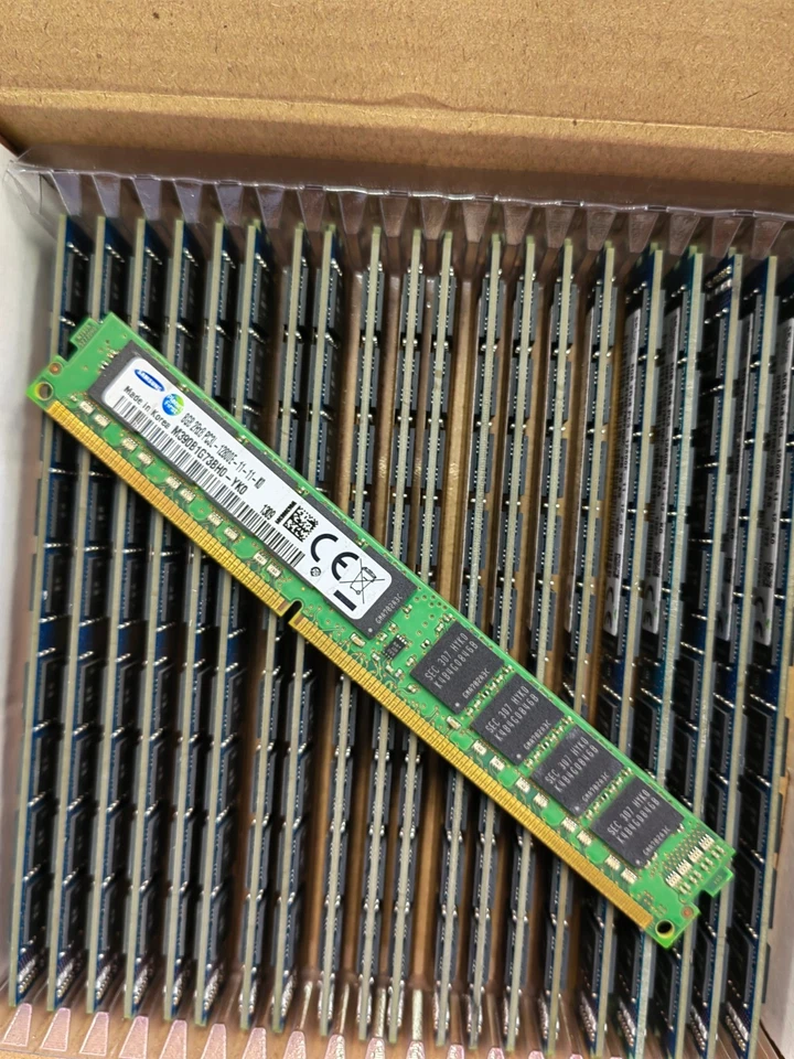 Samsung 8GB DDR3L 1600 VLP ECC UDIMM RAM 2Rx8 PC3L-12800E 240pin 1.35v - Image 1 of 1
