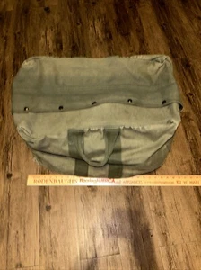 Vintage 1974 Era USA Military Issued Green Flyers Kit Bag (Flaws) - Picture 1 of 21