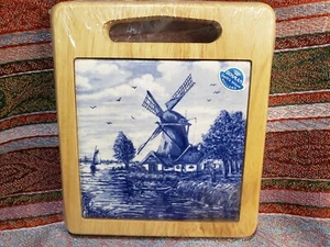 Vintage Delft Blue /White Windmill Tile Cheese Small Cutting Board Great Price - Picture 1 of 9