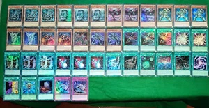 YU-GI-OH, CYBER DRAGO DECK DA TORNEO, 41 CARDS MAIN + 15 EXTRA COMPLETE - Foto 1 di 7
