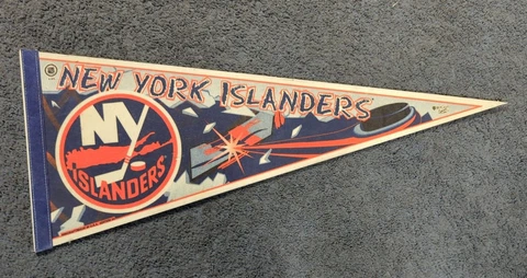 1990 Arena Hung NEW YORK ISLANDERS Full Size Pennant W/Backing Vintage NHL Cover