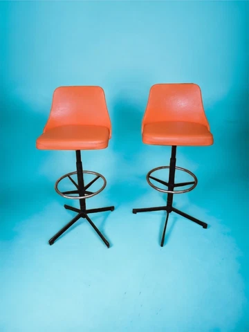 Mid-Century Modern Orange Bar Counter Stools, a pair of chairs Hamilton Cosco Cover