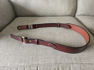 GUITAR LEATHER SHOULDER STRAP, HAND CRAFTED - Picture 1 of 6