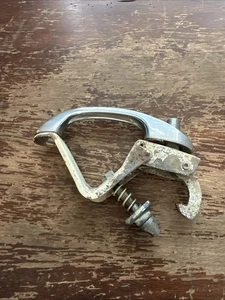 1968-1979 Volkswagen Beetle Hood Handle Latch Assembly 113 823 565 F OEM. U - Picture 1 of 8