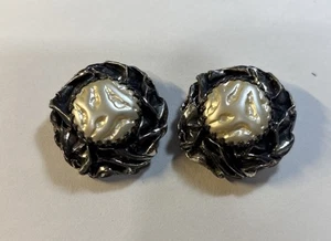 Orecchini Vintage Schiaparelli Clip-On Finta Perla Pat. 1967965 firmato raro - Foto 1 di 9