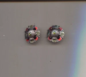 CHICO"S flower enamel clip earring - Picture 1 of 2