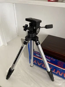 Quantaray Photographic Model 500 Compact Travel Tripod - Picture 1 of 5