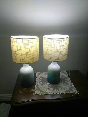  Lámparas de mesa azul, verde mar, blanco, cerámica con tonos cremosos (juego de 2) Foto 1 de 4