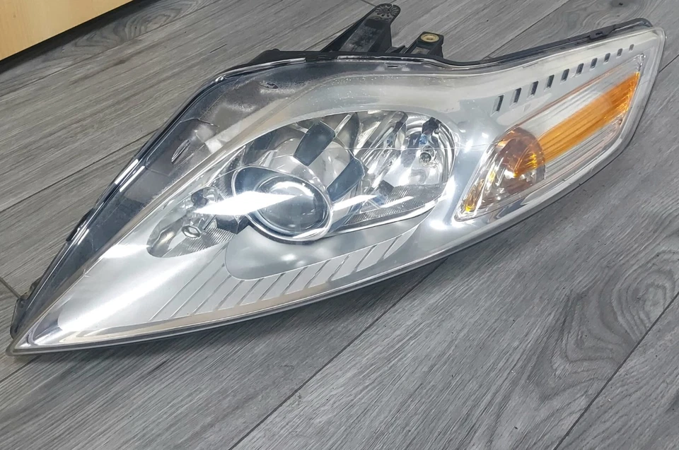 FARO FORD MONDEO MK4 ORIGINAL LADO DEL PASAJERO ADAPTATIVO DIRECCIONAL 2007-2010 Foto 1 de 1