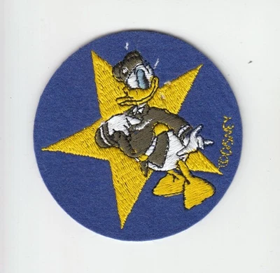 Collectible RARE DISNEY PATCH WW11 DONALD DUCK ARMY w Star Shirt Jacket Unused! - Image 1 of 2