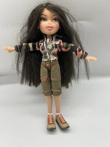 Bratz Doll Jade Adventure Girlz - Outfit Earrings Necklace 2007 - Picture 1 of 11