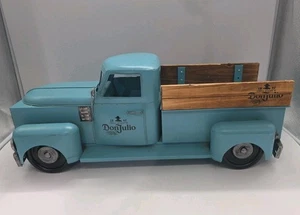 Camioneta pickup Don Julio Tequila 1942 Man Cave Display decoración 2 ft de largo azul - Imagen 1 de 7