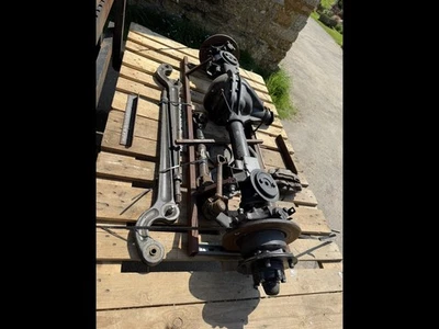 Land Rover Defender Salisbury front axle - Image 1 of 4