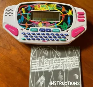 1997 Tiger Electronics Name That Tune Spiel- und Musikpatrone - Bild 1 von 2