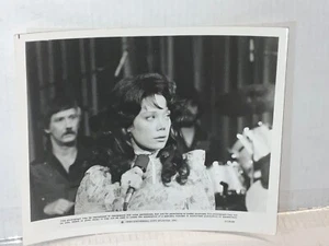 1980 UNIVERSAL SISSY SPACEK HIJA DEL MINERO DE CARBÓN COMUNICADO DE PRENSA 8x10 en blanco y negro FOTO - Imagen 1 de 2
