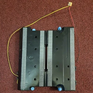 Samsung UN55KU6300FXZA Speakers Set Right & Left BN96-35006A 6 Ohm 10 Watts EUC - Picture 1 of 7