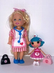 Barbie Kelly / Lala Loopsy Rosie Bumps N Blutergüsse - Puppe, Outfit, Schuhe, Kaiser Ständer - Bild 1 von 3