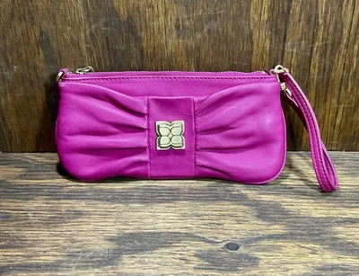 BCBG MAX AZRIA GENIUNE из овчины кожи клатч $138 очень хорошем состоянии  - Изображение 1 из 4