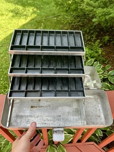 Vintage UMCO 203A 3 Tray Aluminum Tackle Box Spinner Bait Caddy - Picture 1 of 11