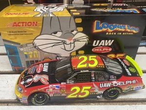 Action Racing #25 Joe Nemechek UAW Delphi / Looney Tunes 2003 Monte Carlo 1:24 - Picture 1 of 1
