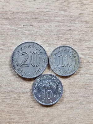 LOTE DE 3 MONEDAS DE 20 y 10 Sen de Malasia 1967-1996 circuladas envío gratuito Foto 1 de 2