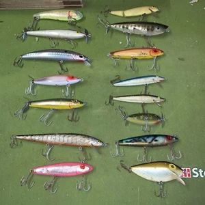 15 Vintage Minnow Lures Floater Top Water Fishing Lure Red Silver Gold More - Picture 1 of 12