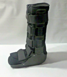 Andador neumático en línea DeRoyal - Bota médica  - Imagen 1 de 7