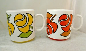 PAIR OF 70-80'S RETRO MID-CENTURY MOD BOLD R6922 BRIGHT ORANGE/YELLOW MUGS/CUPS - Picture 1 of 8