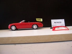 2003-05 FORD THUNDERBIRD CONVERTIBLE PLASTIC 1/25th SCALE MODEL CAR - Picture 1 of 10