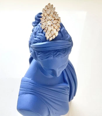 Vintage-14Kt Yellow Gold Statement Ring 4.50 TCW-  Genuine Natural Diamonds - Image 1 of 4