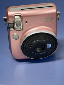 Fotocamera istantanea Fujifilm Instax Mini 70 rosa obiettivo 60 mm fotocamera divertente festa funzionante - Foto 1 di 24