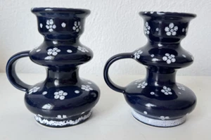 Gmundner Keramik Dirndl blau 2x Kerzenhalter Set GK2372 (2506DE2) 06/25 - Imagen 1 de 5