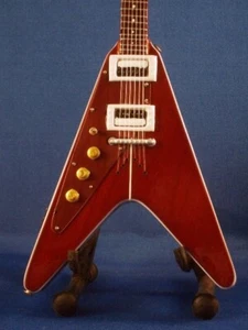 Guitarra en miniatura y soporte ALBERT KING Lucy REGALO recuerdos BLUES LEGEND arte - Imagen 1 de 5