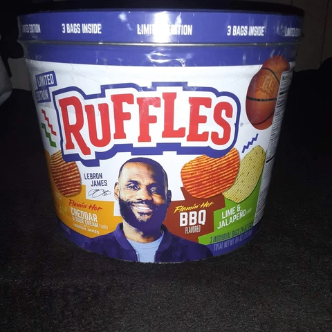 Ruffles Potato Chips 'Limited Edition' Lebron James Collector's Tin with 3 Bags Cover
