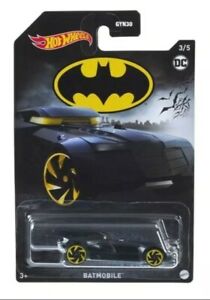 Hot Wheels  2021 Batman Miniature 1:64 batmobile