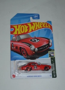 HOT WHEELS 2023 RETRO RACERS 3/10 - MERCEDES-BENZ 300 SL RED - Picture 1 of 6