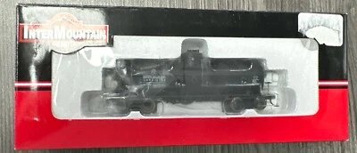 InterMountain Railway HO Scale 46201-54 10,000 Gallon Tank Car Shipper’s Car - Image 1 of 4