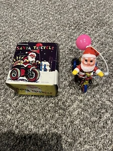Vintage Weihnachten Weihnachtsmann Dreirad Aufzieh Weihnachtsmann auf Fahrrad IOB funktioniert! Mit Box - Bild 1 von 6