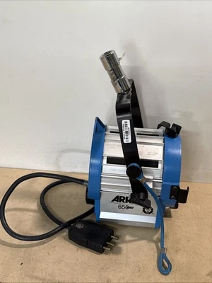 ARRI 650Plus Fresnel Tungsten Light - Image 1 of 4