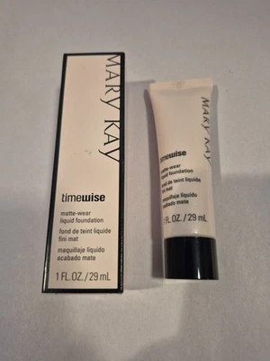 Base líquida Mary Kay TimeWise mate marfil 6 #038755 Foto 1 de 4