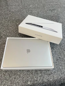 MacBook Pro Pro 15-inch 512 GB  - Bild 1 von 7