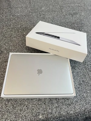 MacBook Pro Pro 15-inch 512 GB  - Bild 1 von 4