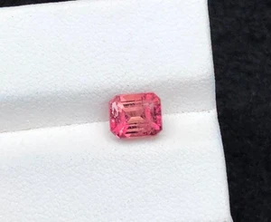 1,85 ct Naturschliff Rosa Rot Turmalin Smaragd Form lose Edelsteine aus Afghanistan - Bild 1 von 9